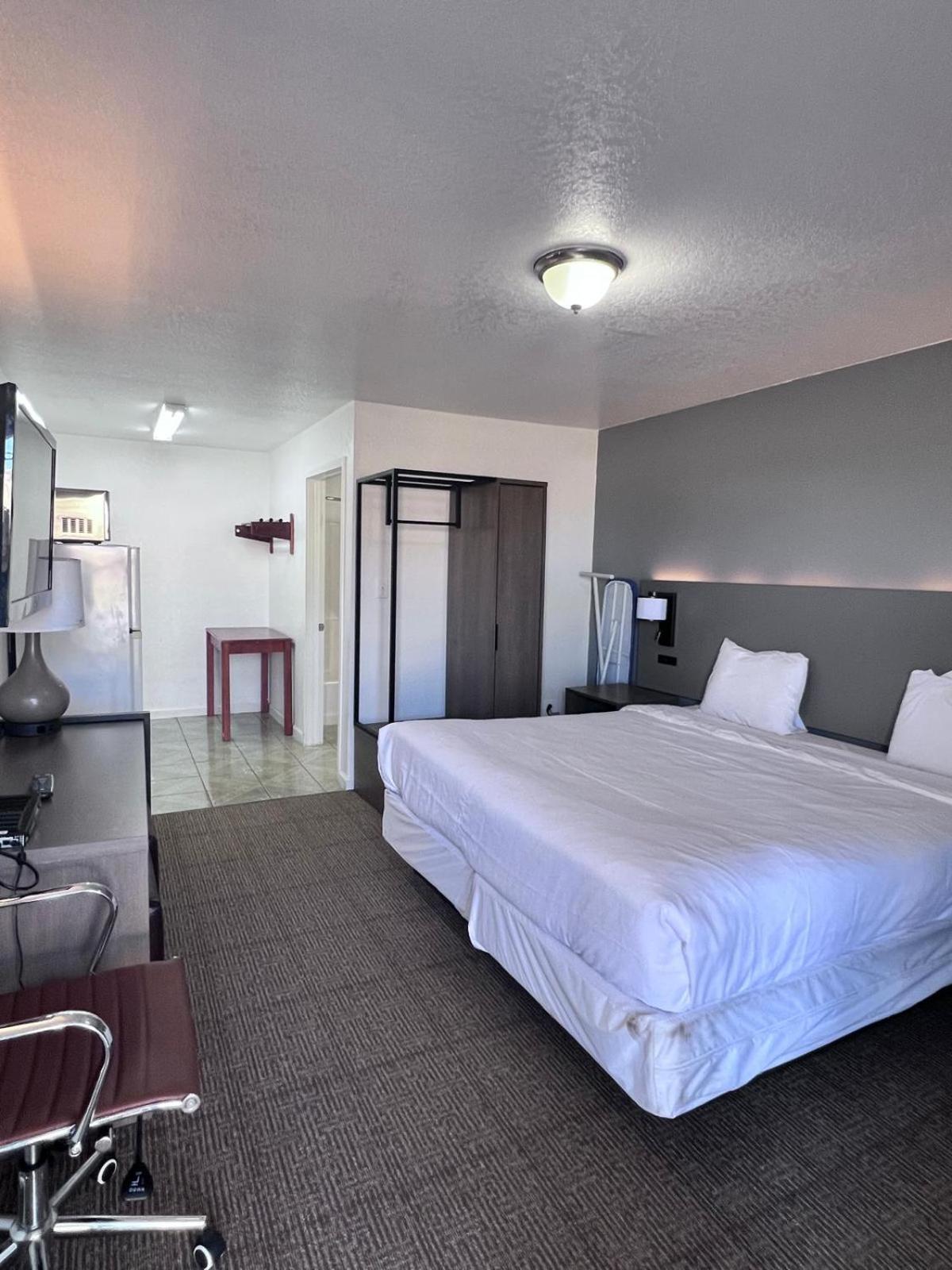 Hotel Oyo Garden And I-35 East Pearsall